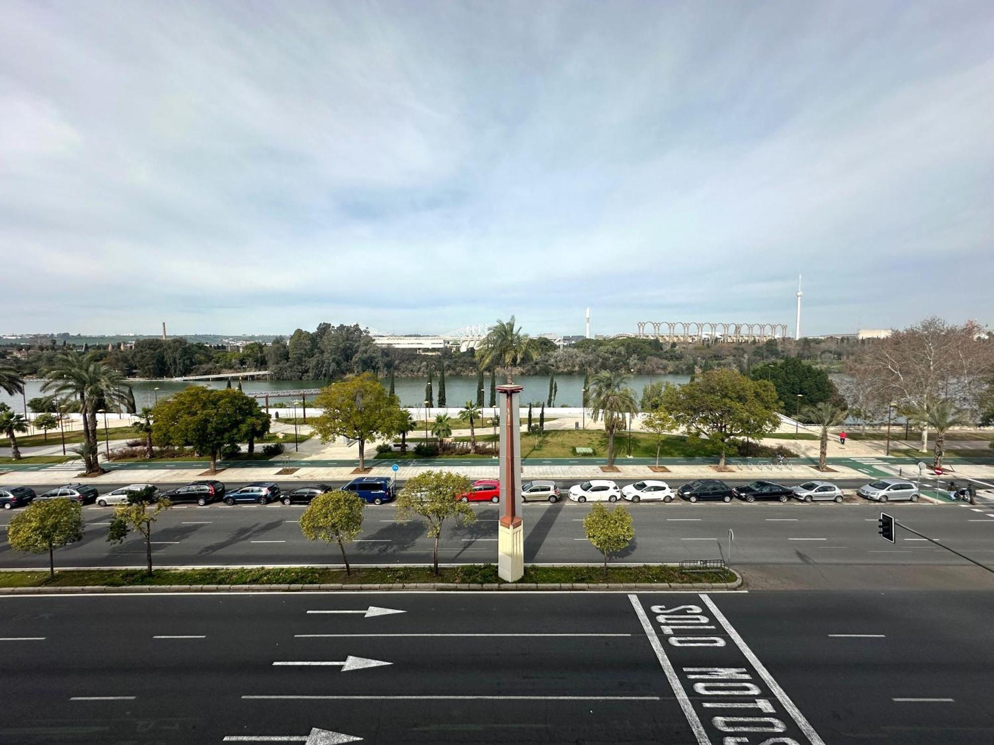 Gotoseville Torneo Apt Free Parking River Views Eksteriør billede